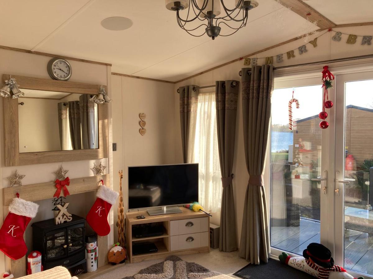 Tattershall Lakes Retreat 3 Bedroom Mini Lodge Waddington  Extérieur photo