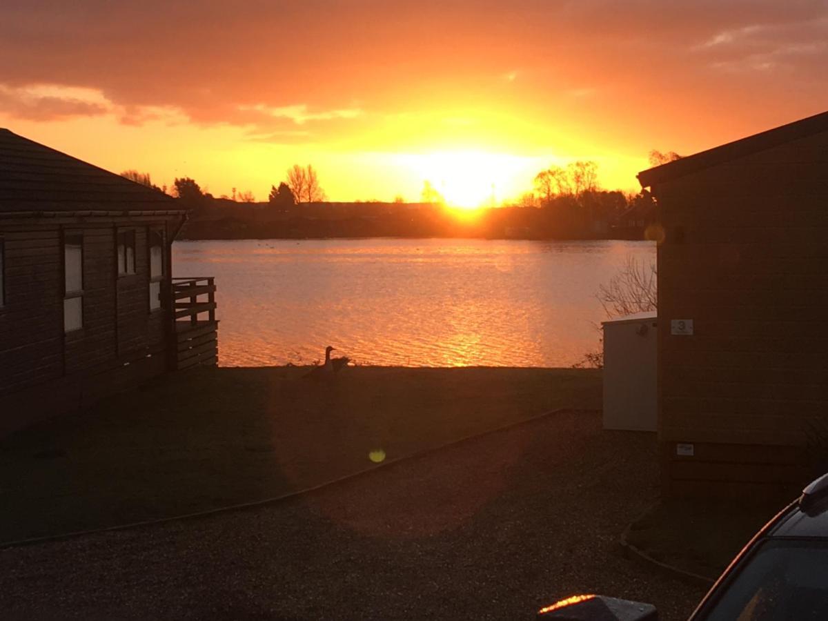 Tattershall Lakes Retreat 3 Bedroom Mini Lodge Waddington  Extérieur photo